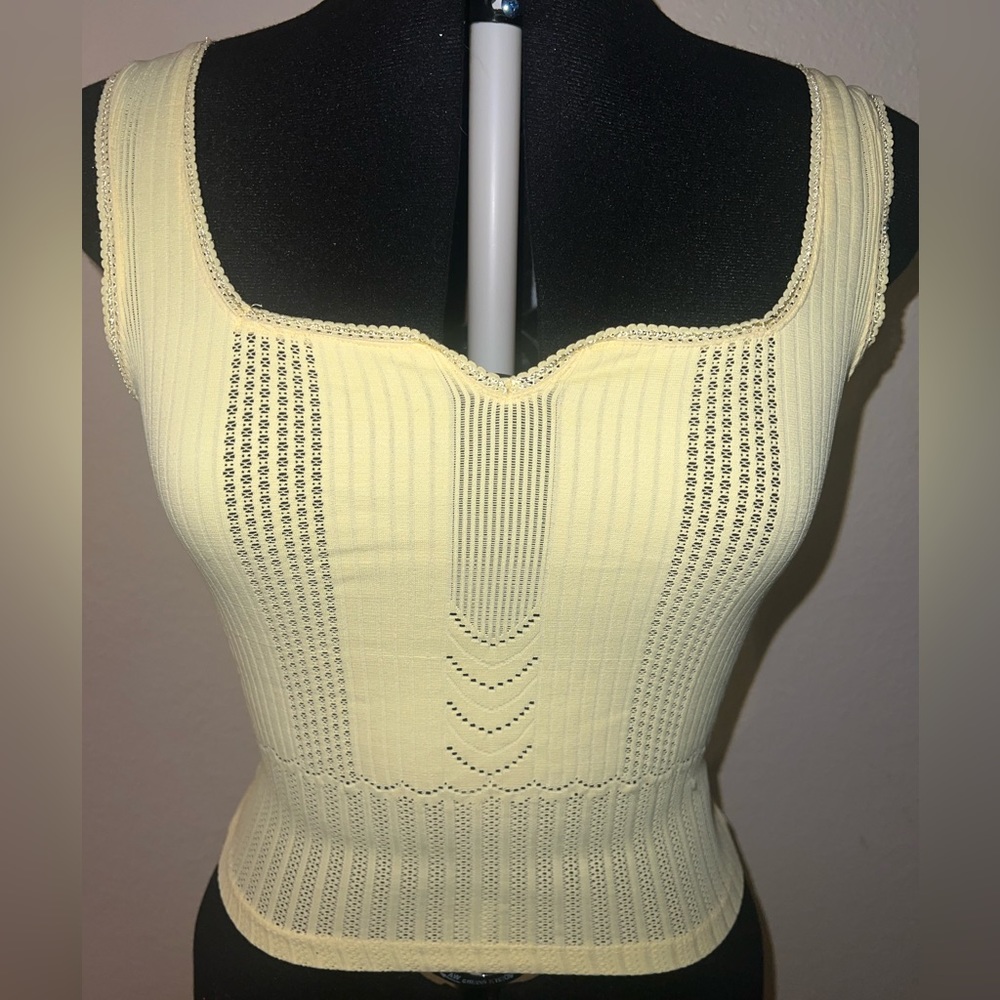 BEBE medium Top